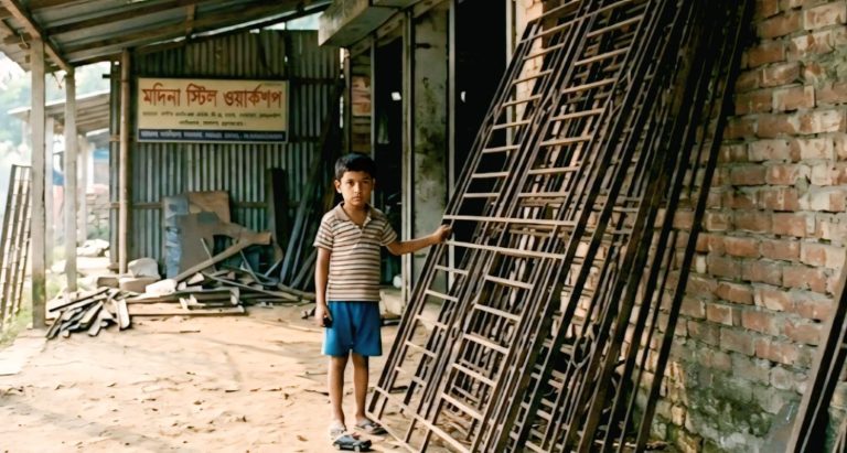 বকশীগঞ্জে লোহার গ্রিল পড়ে শিশুর মৃত্যু