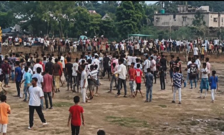 নাসিরনগরে ফুটবল খেলার জেরে দু’পক্ষের ভয়াবহ সংঘর্ষ