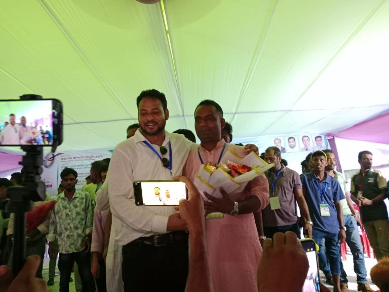 মিরসরাইয়ে কৃষক দলের দ্বিবার্ষিক সম্মেলনে ভোটে নেতৃত্ব নির্বাচন