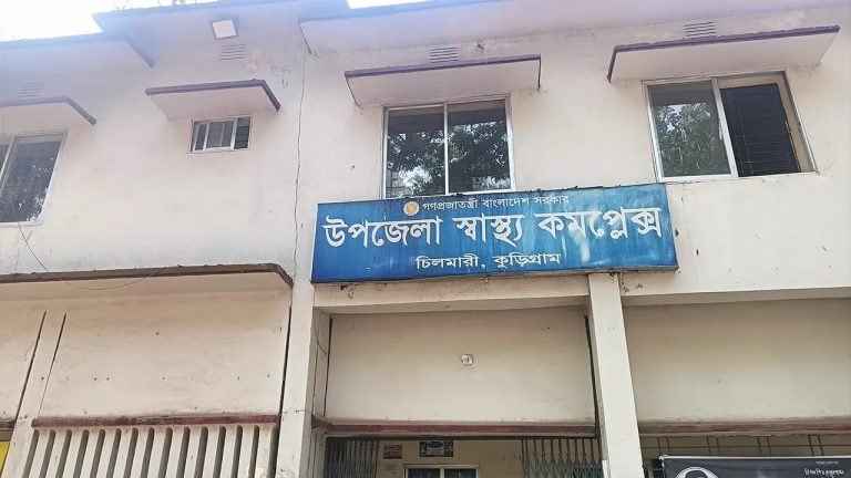 তীব্র গরমে চিলমারীর চরাঞ্চলের নারীরা স্বাস্থ্যঝুঁকিতে, বাড়ছে ত্বক ও মূত্রনালির সংক্রমণ