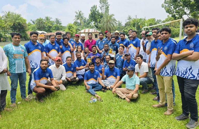 সিংড়ায় উপজেলা প্রশাসন ও সাংবাদিকদের প্রীতি ক্রিকেট ম্যাচ অনুষ্ঠিত
